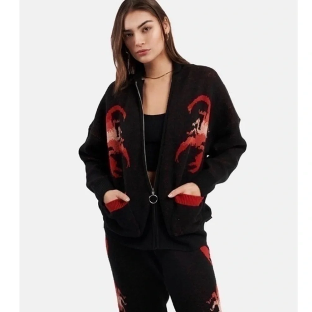 NWT Spirit Jersey Wrath Unisex scorpion sweater